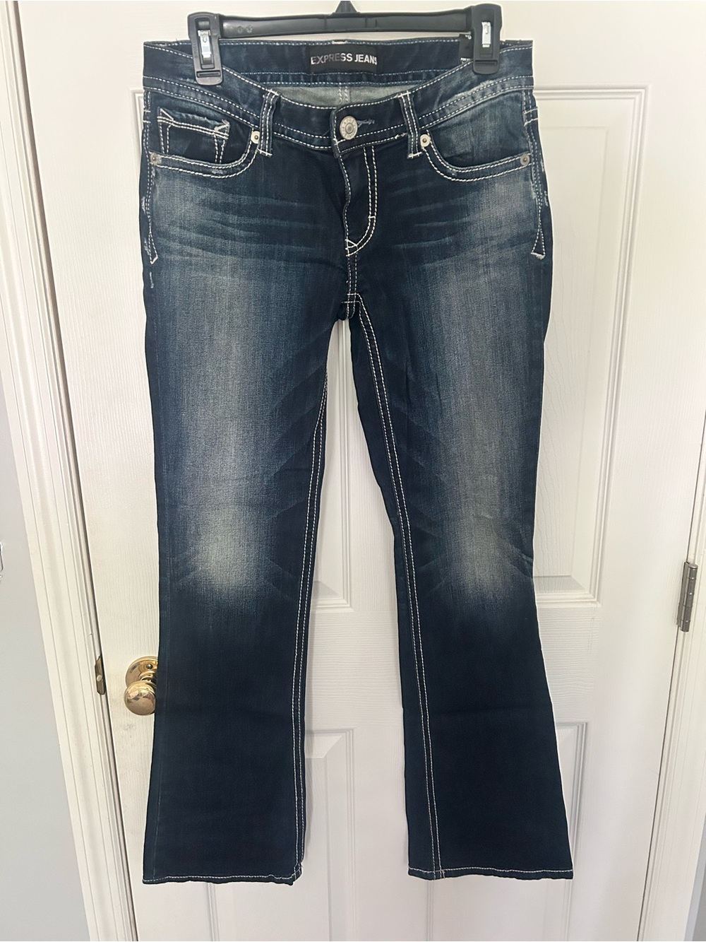 NWT - Express Women's Dark Wash Boot Cut Jeans with Contrast Stitching, 6R